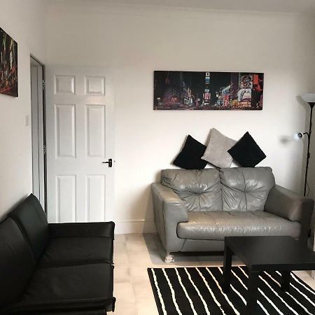 Beautiful Home, 3 Bedroom House Near Alton Towers, Wedgwood Museum, Universities Newcastle-under-Lyme Eksteriør bilde